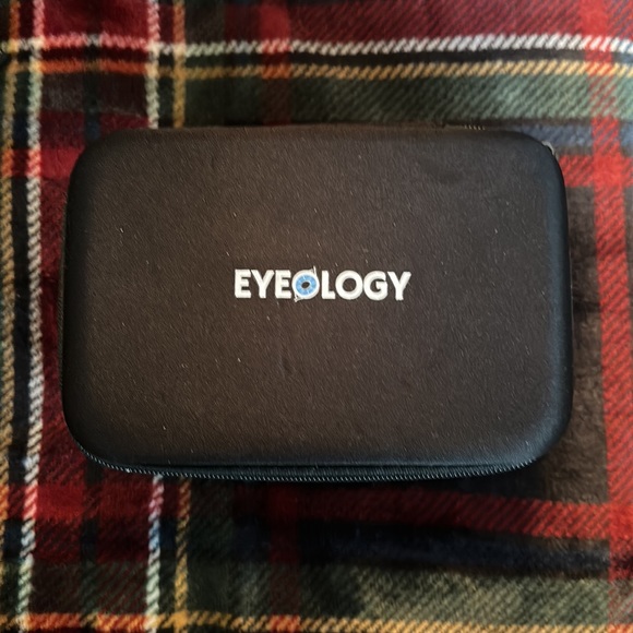 Brand new and never used, Eyeology intelligent eye massager. - Picture 3 of 5